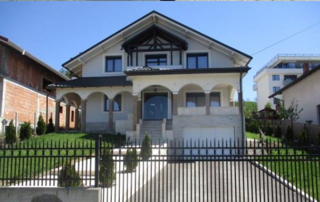 Vila/Casa cu teren , Loc. Hudum, Jud. Botosani