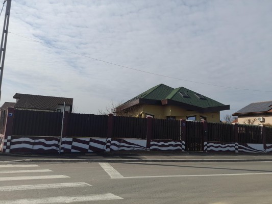 Casa si teren S+P+M si teren intravilan in suprafata de 1104 mp situat in Oradea, str.Hack Halasi Gyula
