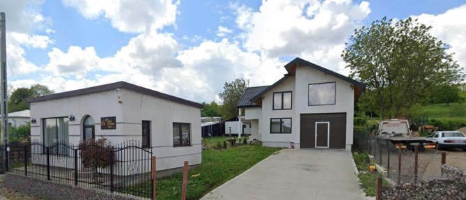Casa cu teren si spatiu comercial, Sat Cismea, Com.Rachiti, Jud. Botosani