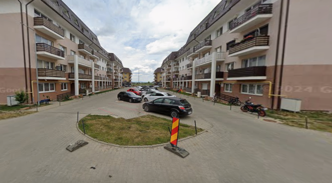 Loc de parcare suprateran 12mp, Str Drumul cu Plopi, Sanpetru, judetul Brasov-7438467