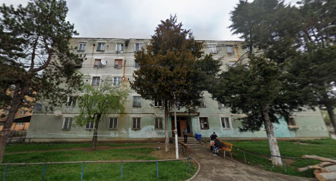 Apartament cu o cameră, Orăștie, Str. Viitorului, bl. 26, et. 3. jud. Hunedoara
