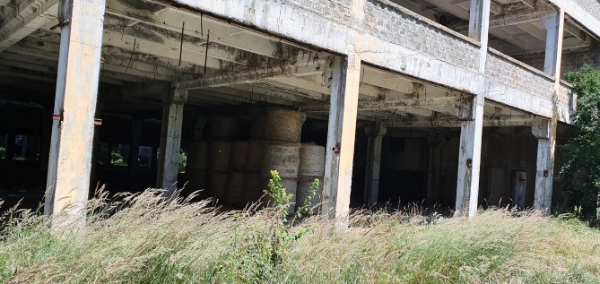 Spatiu industrial, teren si cladiri, Covasna, str. Garii, nr. 1