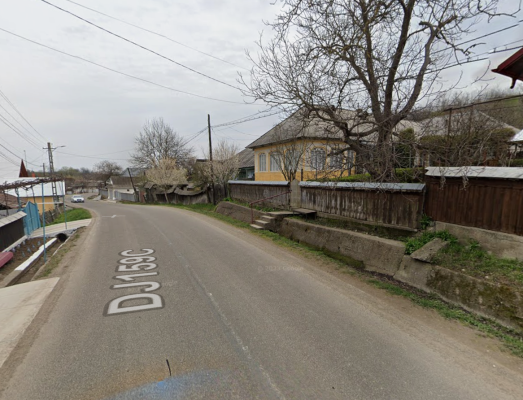 Casă + teren intravilan, Sat Cândești, județul Neamț 6590378