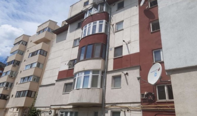 Apartament 2 camere, Loc. Barlad, Jud.Valui