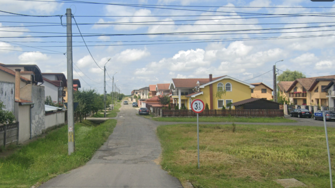 Casă de locuit P+M cu teren aferent in Satu Mare, Strada Ujgorod