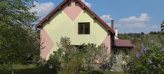 Casă familială P+M cu teren – Oradea, strada Plaiului, jud. Bihor