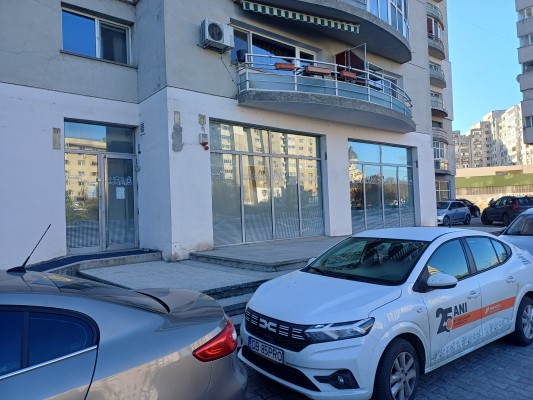 Spatiu comercial zona benzinaria MOL str. 9 Mai, Bacau, jud. Bacau