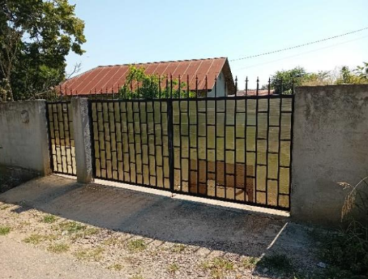 Casă cu teren 2.016 mp în Dascălu, județul Ilfov